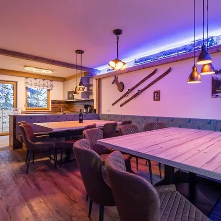 Falkensteinalm Friends 2+3 *